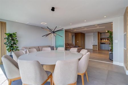 Apartamento à venda com 164m², 3 quartos e 3 vagas