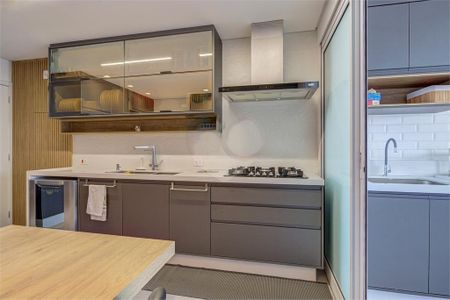 Apartamento à venda com 164m², 3 quartos e 3 vagas