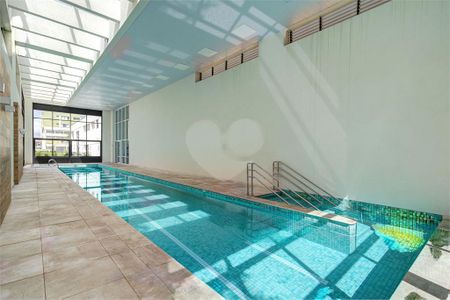 Apartamento à venda com 164m², 3 quartos e 3 vagas