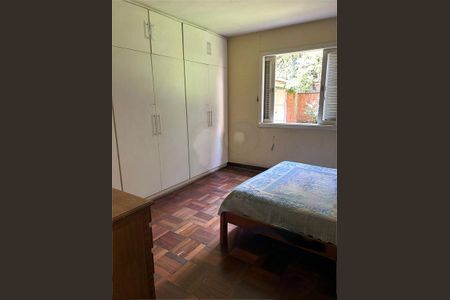 Casa à venda com 270m², 3 quartos e 4 vagas