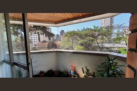 Apartamento à venda com 187m², 4 quartos e 3 vagas