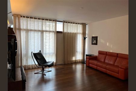 Apartamento à venda com 118m², 1 quarto e 1 vaga