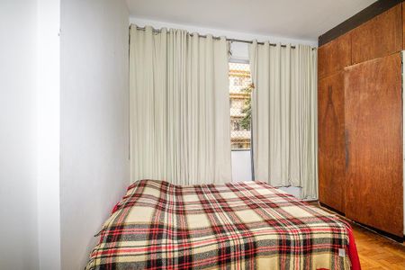 Apartamento à venda com 146m², 4 quartos e 1 vagaQuarto 2