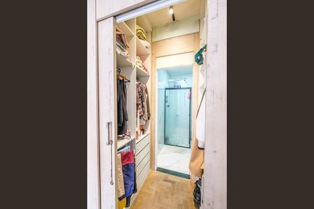 Apartamento à venda com 146m², 4 quartos e 1 vagaSuíte Closet