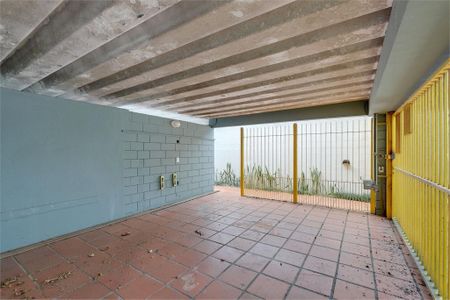 Casa à venda com 226m², 3 quartos e 2 vagas