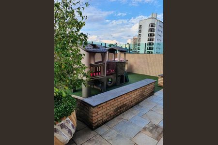 Apartamento à venda com 120m², 3 quartos e 5 vagas