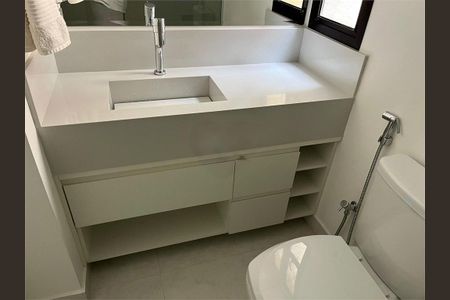 Apartamento à venda com 42m², 1 quarto e 1 vaga