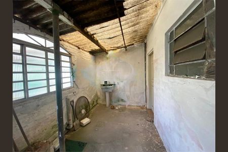 Casa à venda com 100m², 3 quartos e 2 vagas