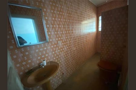 Casa à venda com 100m², 3 quartos e 2 vagas