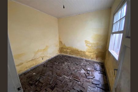 Casa à venda com 100m², 3 quartos e 2 vagas