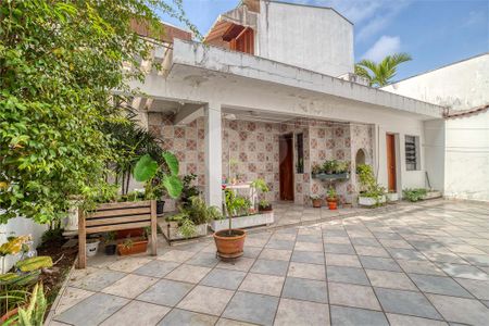 Casa de condomínio à venda com 279m², 4 quartos e 6 vagasÁrea comum