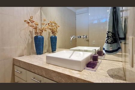 Apartamento à venda com 325m², 3 quartos e 2 vagas