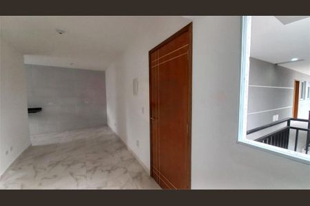 Apartamento à venda com 33m², 2 quartos e sem vaga
