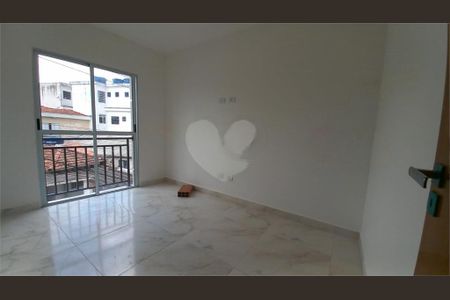 Apartamento à venda com 33m², 2 quartos e sem vaga