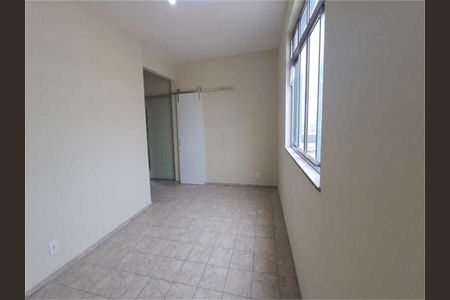 Apartamento à venda com 79m², 1 quarto e sem vaga