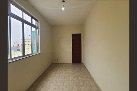 Apartamento à venda com 79m², 1 quarto e sem vaga