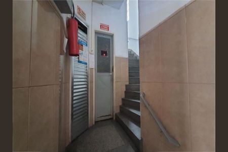 Apartamento à venda com 79m², 1 quarto e sem vaga
