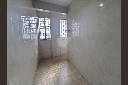 Apartamento à venda com 79m², 2 quartos e sem vaga