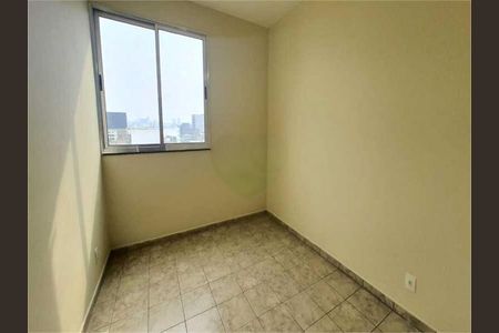 Apartamento à venda com 79m², 2 quartos e sem vaga