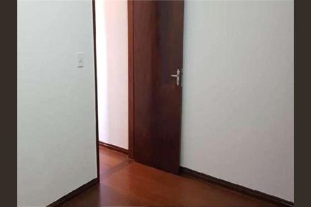 Casa à venda com 225m², 3 quartos e 4 vagas