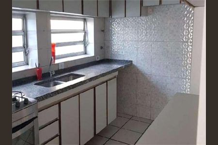 Casa à venda com 225m², 3 quartos e 4 vagas