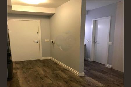 Apartamento à venda com 34m², 1 quarto e sem vaga