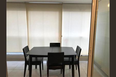 Apartamento à venda com 34m², 1 quarto e sem vaga