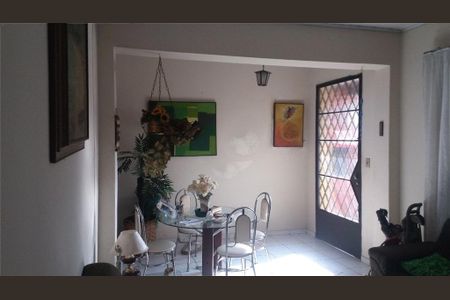 Casa à venda com 125m², 3 quartos e 2 vagas