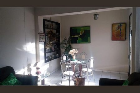 Casa à venda com 125m², 3 quartos e 2 vagas