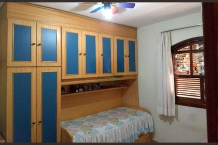 Casa de condomínio à venda com 103m², 2 quartos e 4 vagas