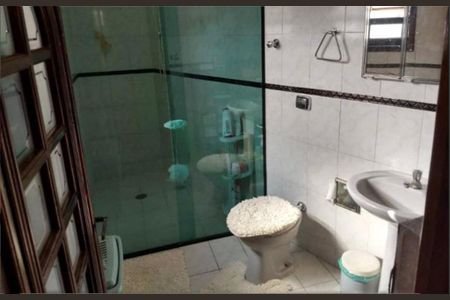 Casa de condomínio à venda com 103m², 2 quartos e 4 vagas