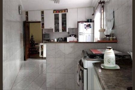 Casa de condomínio à venda com 103m², 2 quartos e 4 vagas