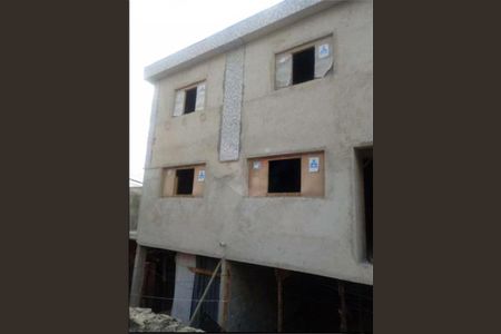 Casa de condomínio à venda com 129m², 3 quartos e 4 vagas