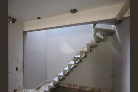 Casa de condomínio à venda com 129m², 3 quartos e 4 vagas