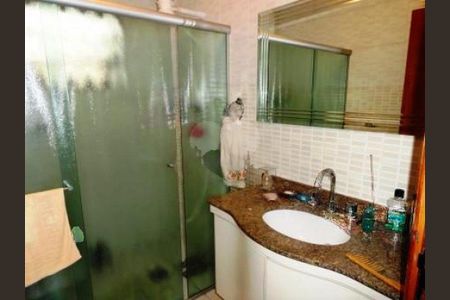 Casa à venda com 140m², 3 quartos e 3 vagas