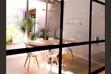 Apartamento à venda com 28m², 1 quarto e sem vaga