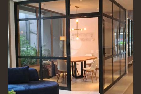 Apartamento à venda com 28m², 1 quarto e sem vaga