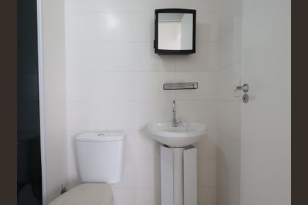 Apartamento para alugar com 44m², 2 quartos e sem vagaBanheiro