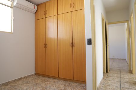 Apartamento para alugar com 68m², 3 quartos e 1 vagaQuarto 2