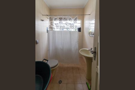 Casa à venda com 200m², 3 quartos e 2 vagasBanheiro da Suíte