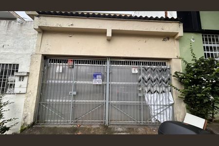 Casa à venda com 200m², 3 quartos e 2 vagasFachada