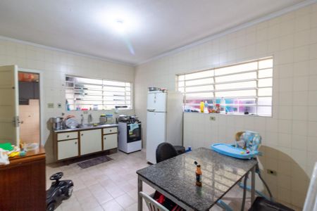Casa à venda com 200m², 3 quartos e 2 vagasCozinha