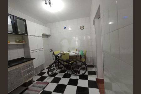 Casa à venda com 190m², 3 quartos e 6 vagas
