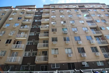 Apartamento para alugar com 47m², 2 quartos e 1 vagaFachada