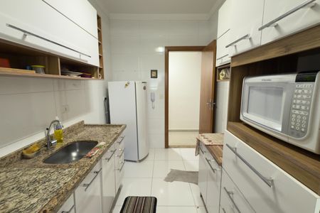 Apartamento para alugar com 86m², 2 quartos e 2 vagasCozinha
