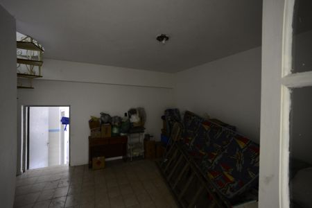 Casa à venda com 126m², 2 quartos e 2 vagasEdícula