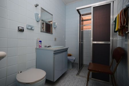 Casa à venda com 126m², 2 quartos e 2 vagasBanheiro 1