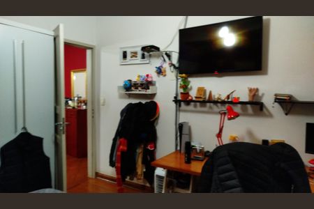 Casa à venda com 350m², 6 quartos e 8 vagas Casa à venda com 350m², 6 quartos e 8 vagasQuarto 1