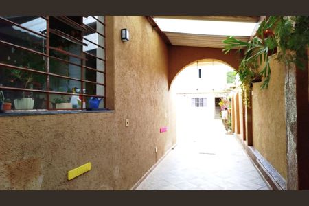 Casa à venda com 350m², 6 quartos e 8 vagas Casa à venda com 350m², 6 quartos e 8 vagasGaragem