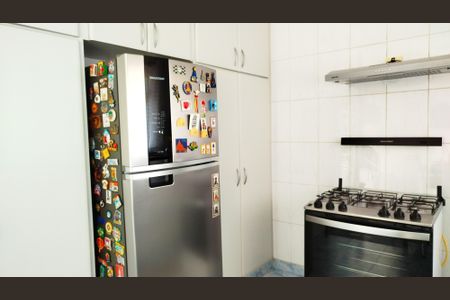 Casa à venda com 350m², 6 quartos e 8 vagas Casa à venda com 350m², 6 quartos e 8 vagasCozinha